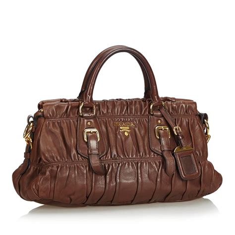 borsa pelle marrone prada|prada borse da donna.